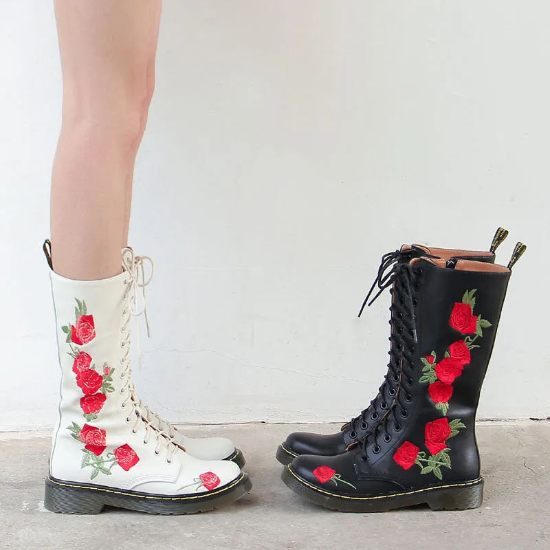 elveswallet Lace-up embroidered mid-calf boots